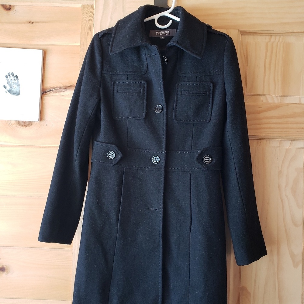 Kenneth Cole black fitted peacoat (size 6)
